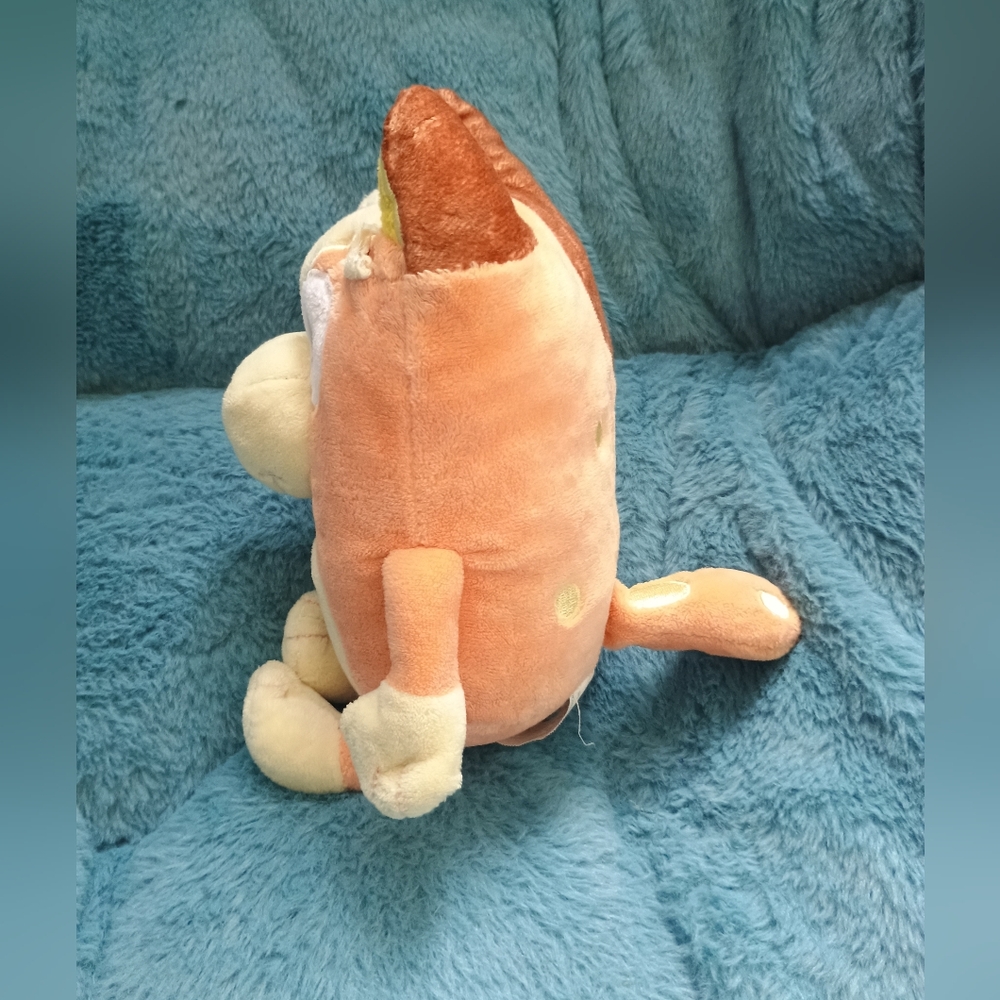 Bluey Mum Chilli 9" Lovey Plush Toy Preschool Ages 3+ Australian Cattle Dog pup - Picture 5 of 12